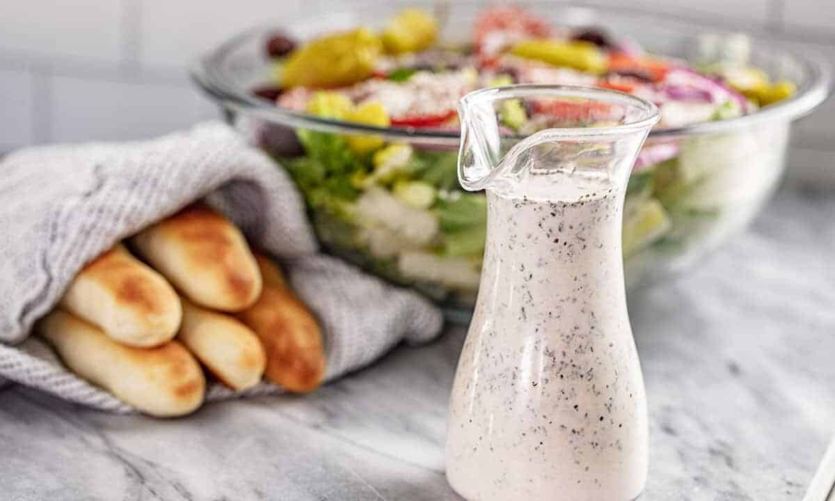 Salad dressing copycat recipe of Olive Garden